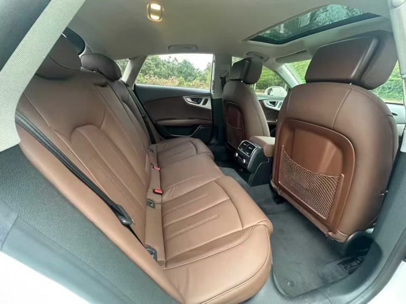 广州16年奥迪A7L8