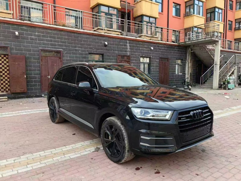 哈尔滨17年奥迪Q73