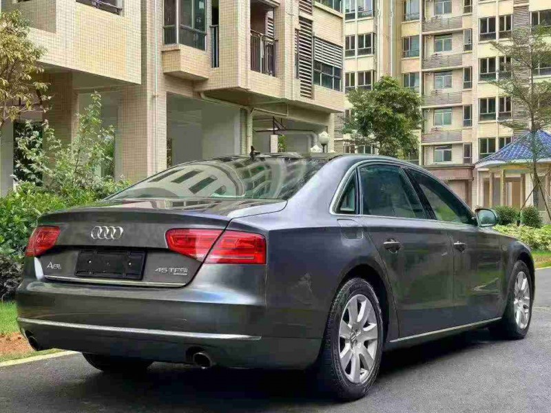 东莞14年奥迪A8L7