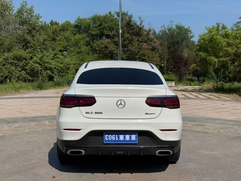 威海20年奔驰GLC9