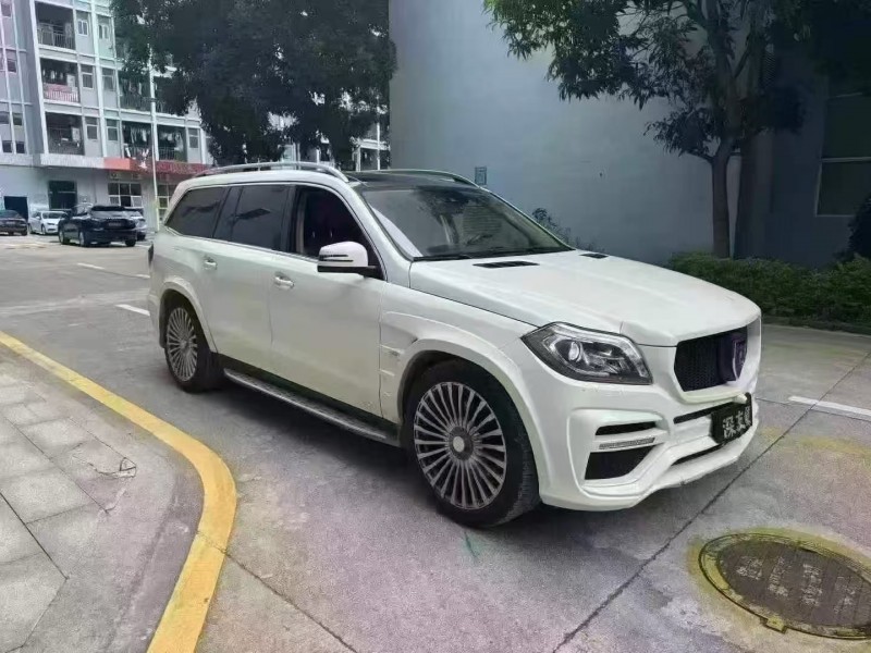 广州17年奔驰GL4