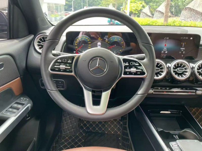 深圳23年奔驰GLB8