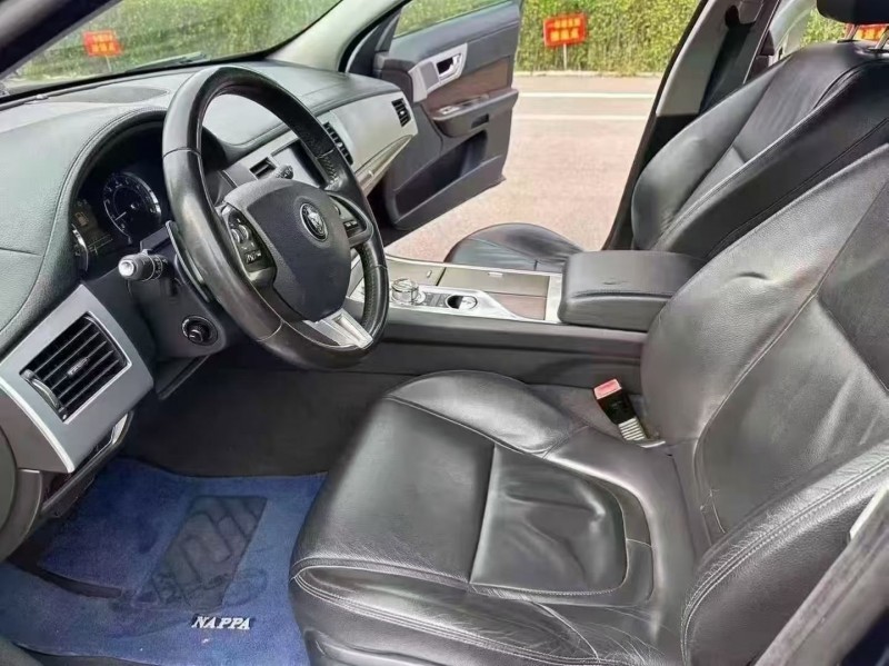 枣庄14年捷豹XF3