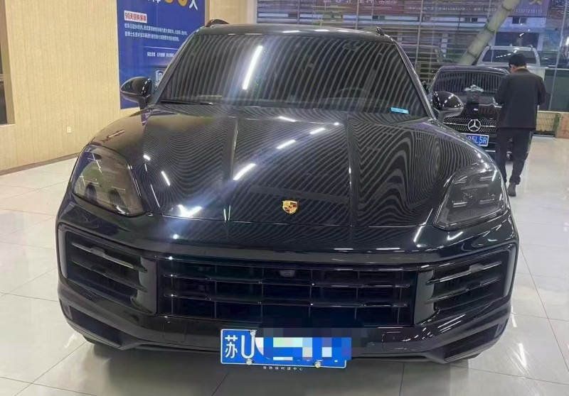 佛山24年保时捷卡宴1