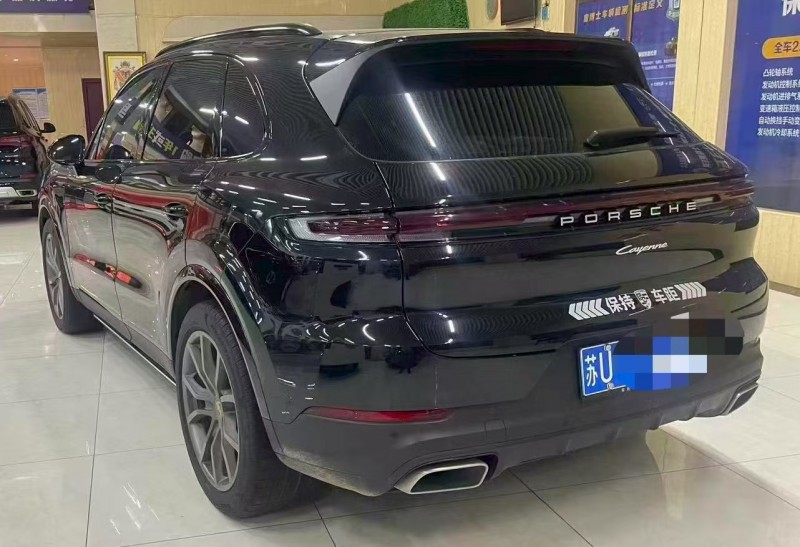 佛山24年保时捷卡宴9