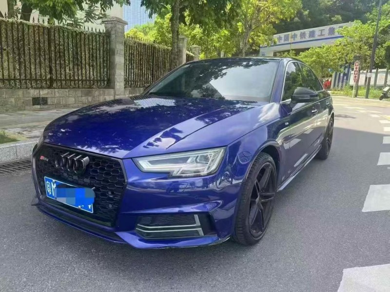 深圳18年奥迪A4L2