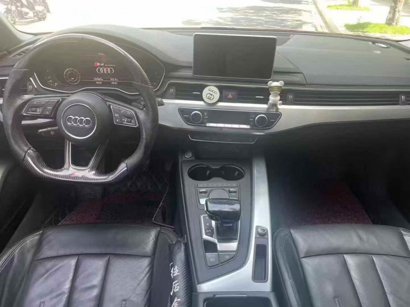 深圳18年奥迪A4L5