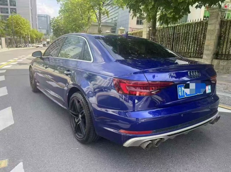 深圳18年奥迪A4L8