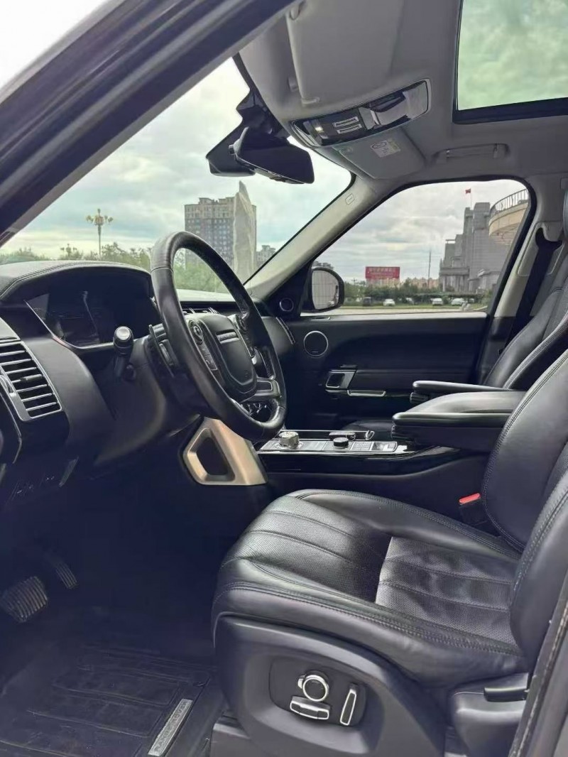 吉林16年路虎揽胜行政7