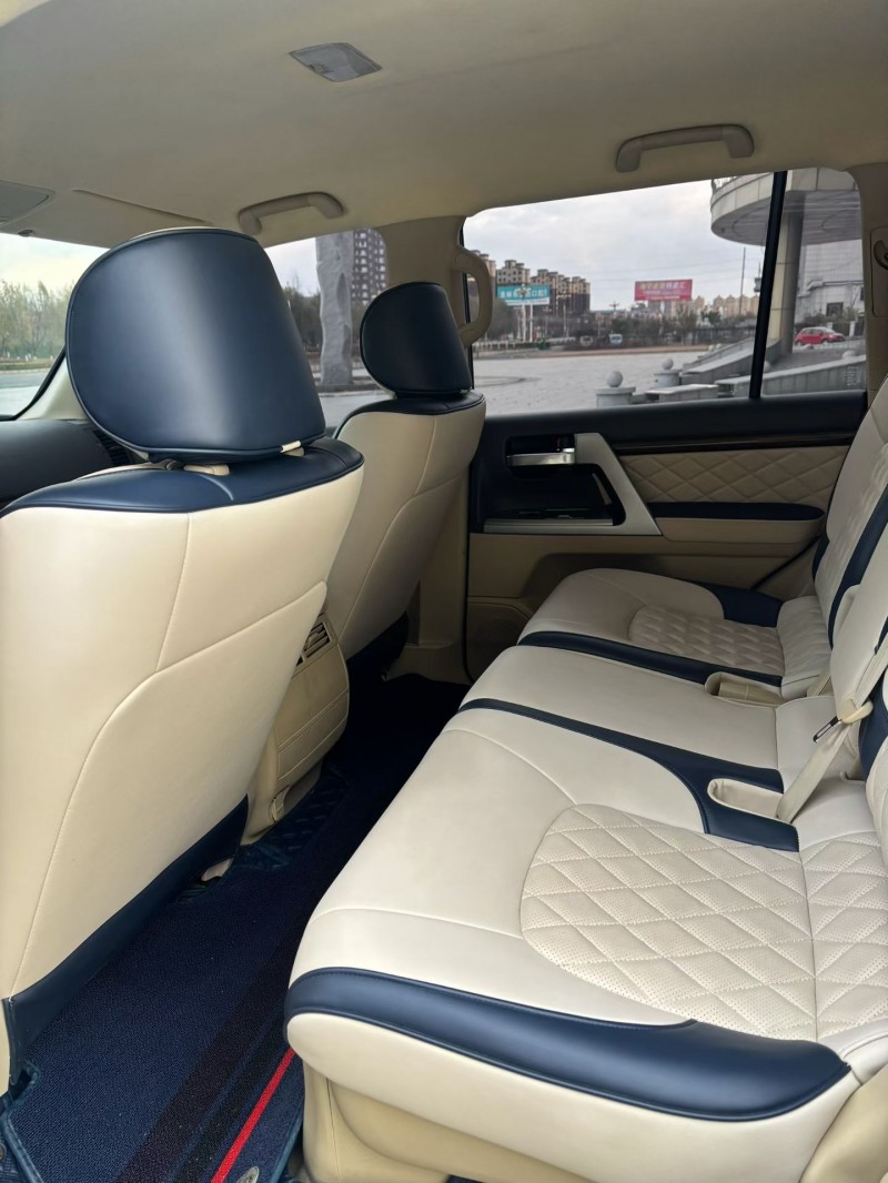 吉林17年丰田兰德酷路泽3