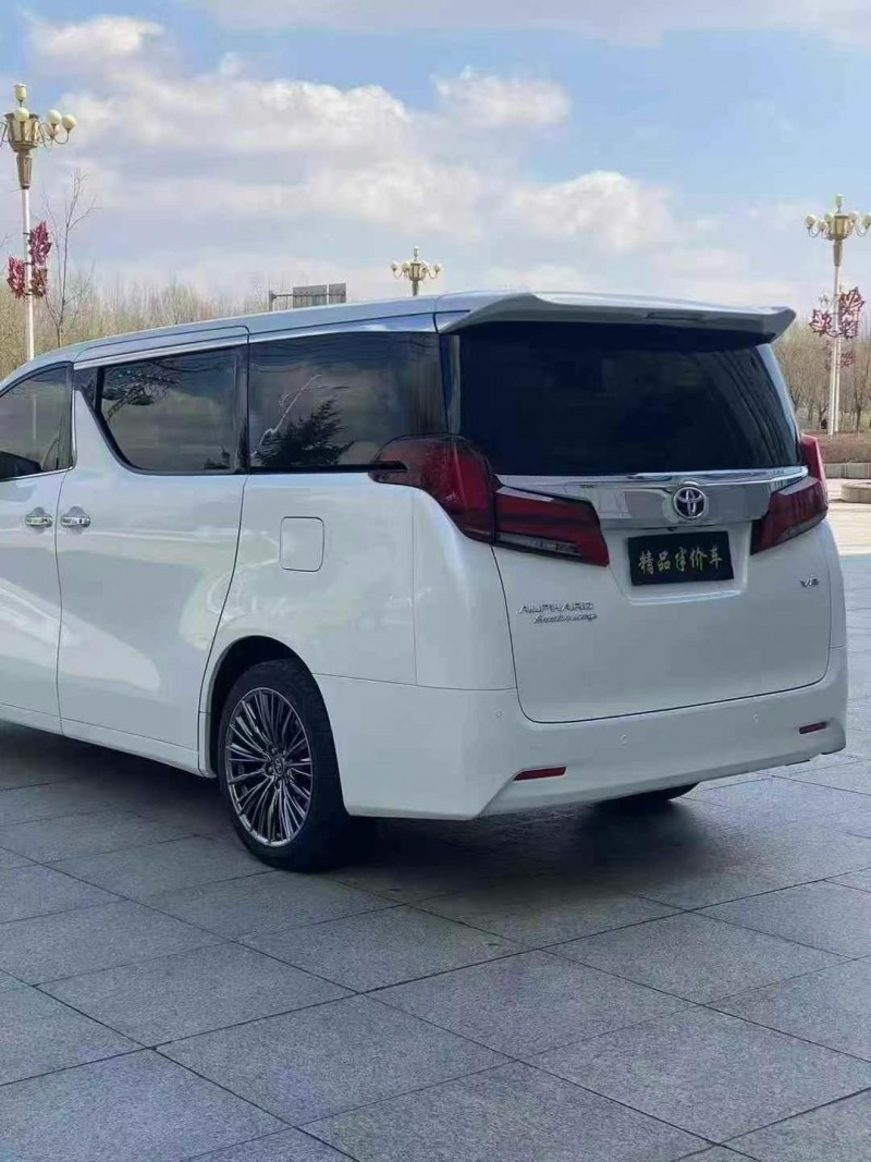 吉林17年丰田埃尔法3