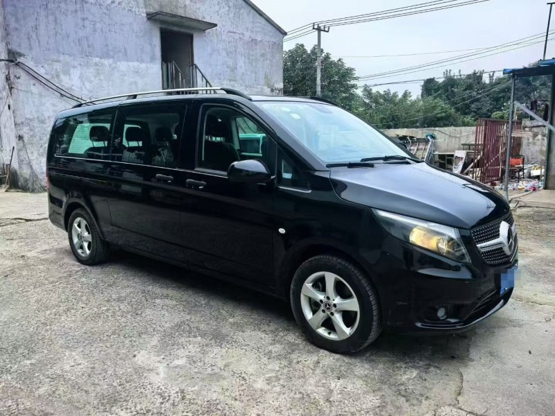 南通21年奔驰威霆3