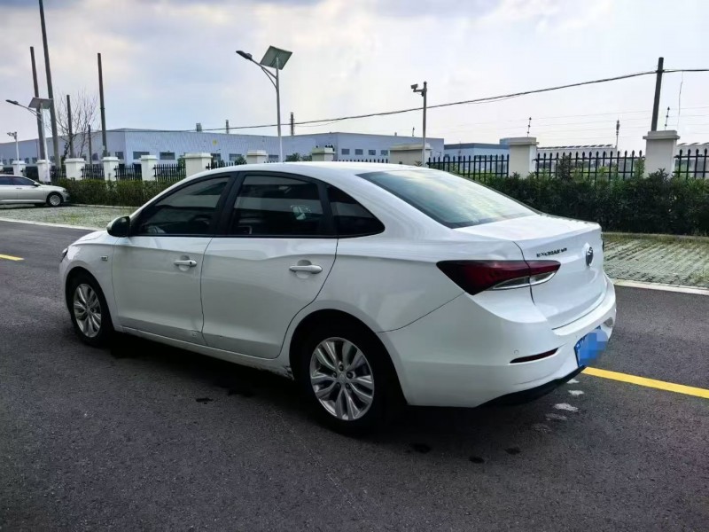 南通21年别克英朗8