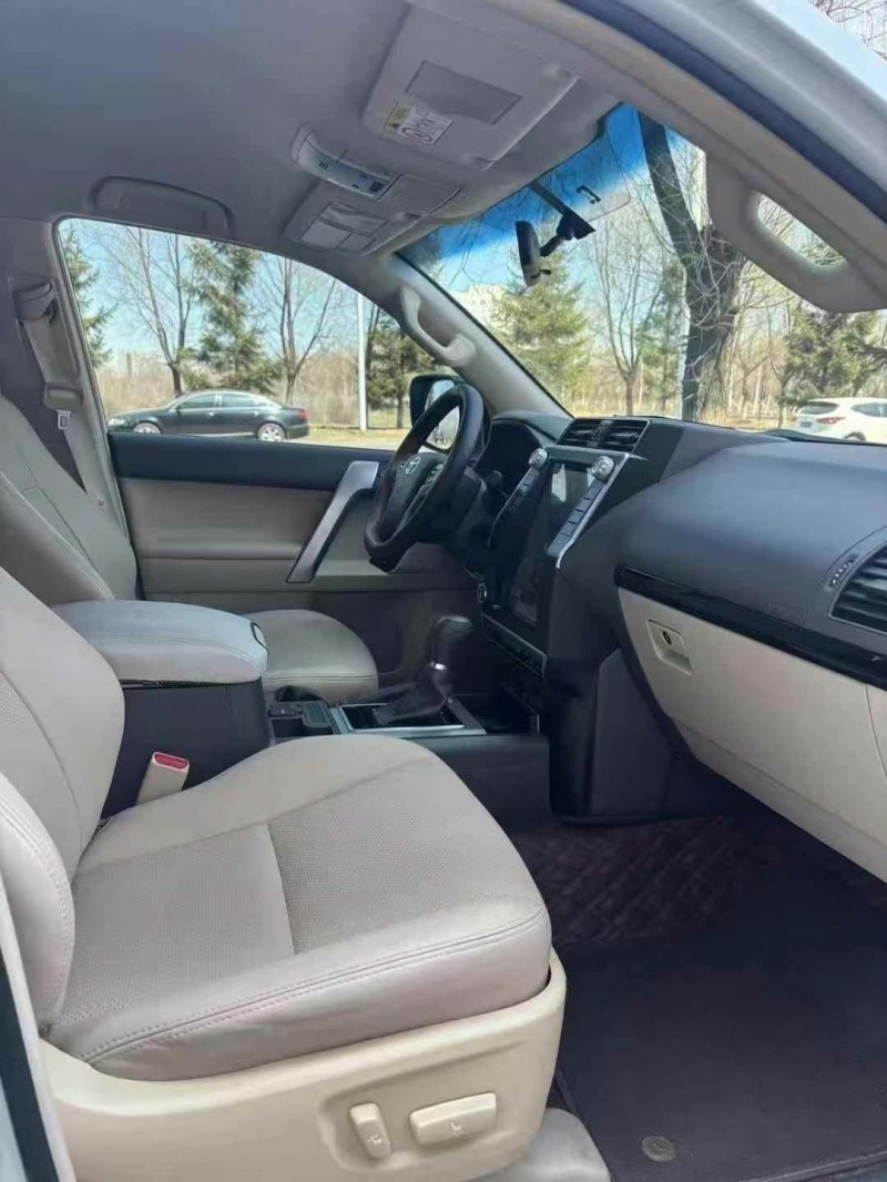 吉林19年丰田普拉多7