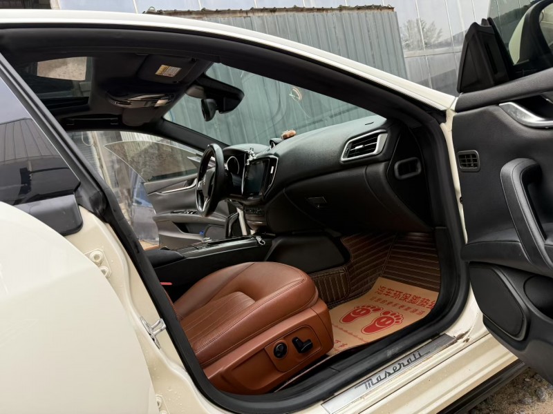 徐州19年玛莎拉蒂Ghibli6