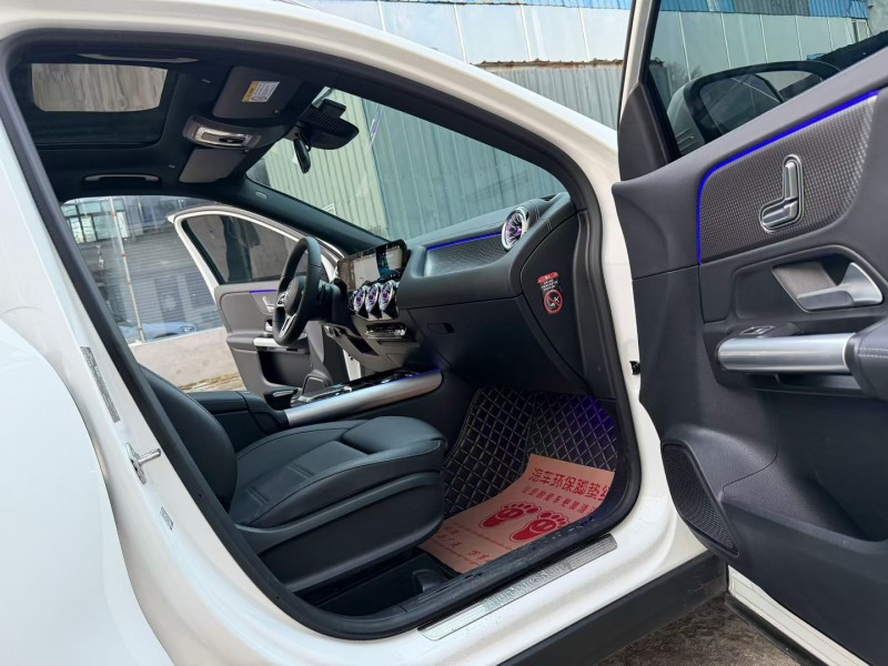 徐州23年奔驰GLA6