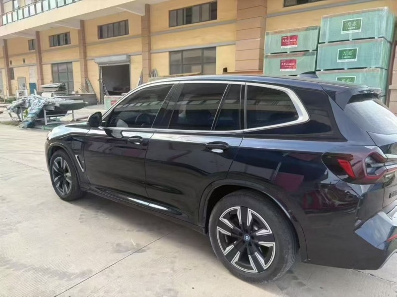 镇江24年宝马IX37