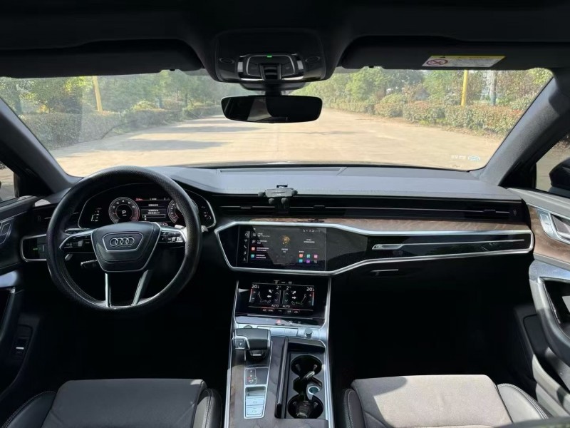 苏州23年奥迪A6L4