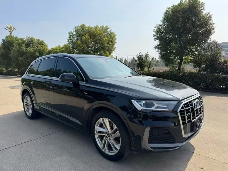 南京23年奥迪Q73