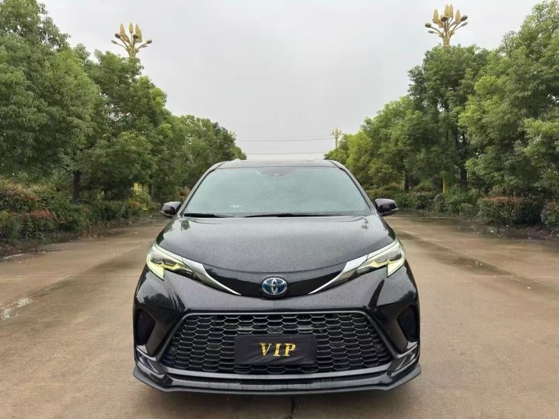 扬州23年丰田格瑞维亚1