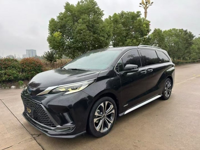 扬州23年丰田格瑞维亚3