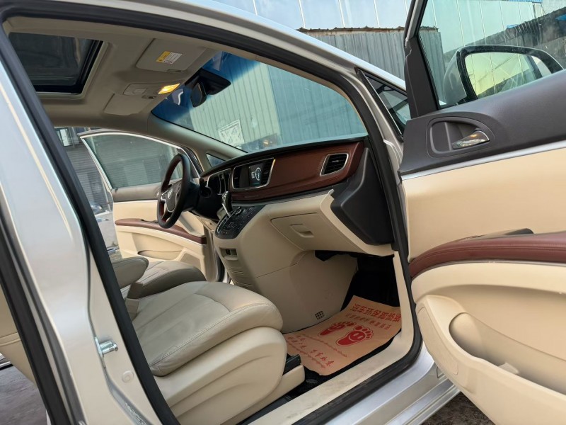 徐州20年别克GL86