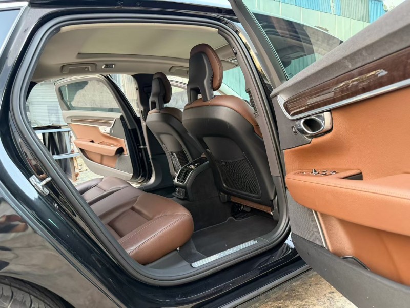 徐州17年沃尔沃S907