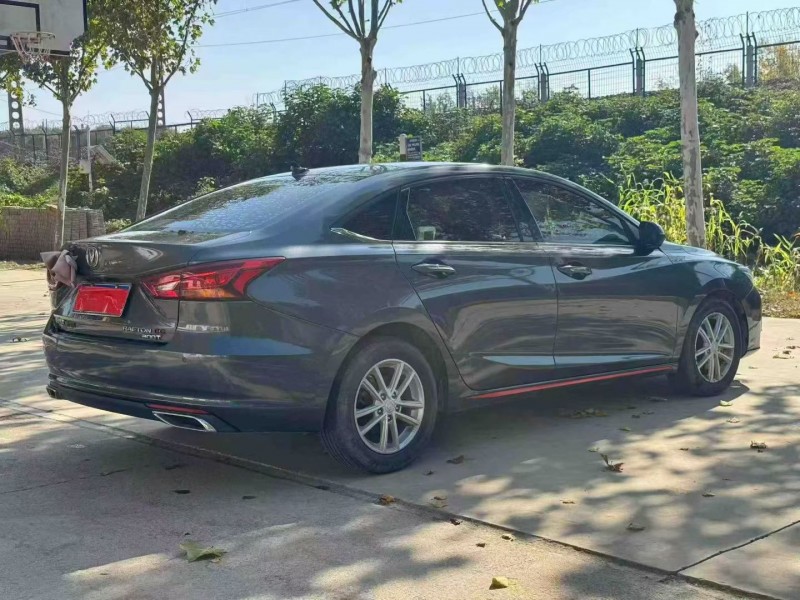 安阳20年长安汽车锐程7