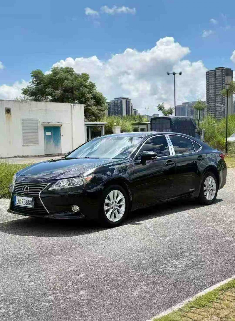 南宁13年雷克萨斯ES2