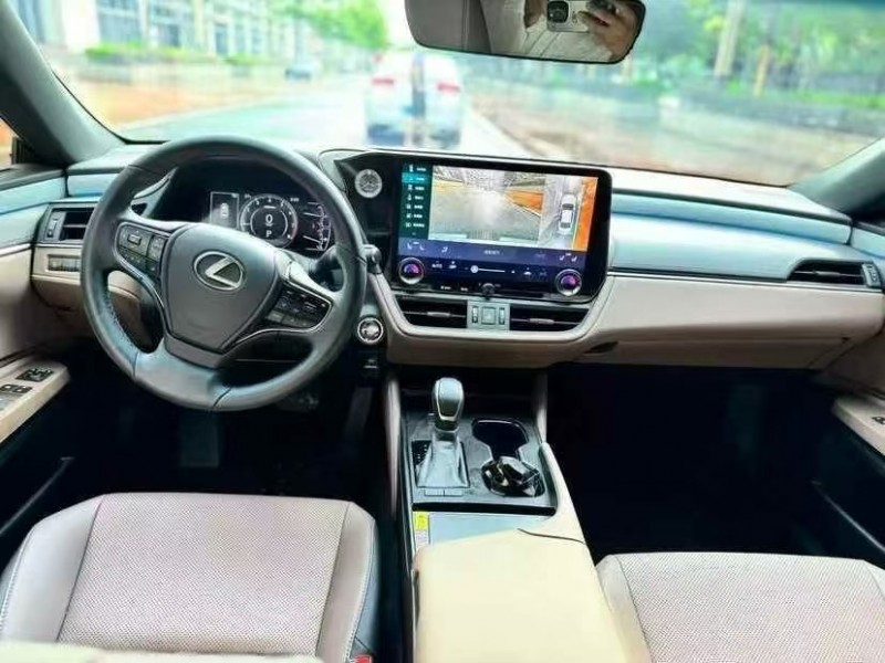 东莞25年雷克萨斯ES4