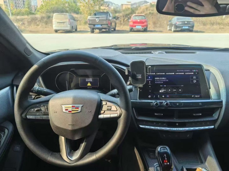 邯郸21年凯迪拉克CT54