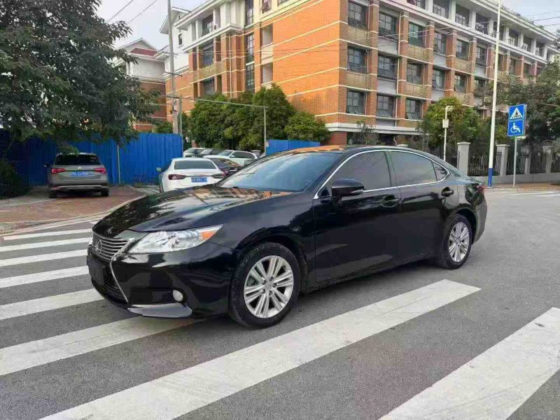 南宁15年雷克萨斯ES3