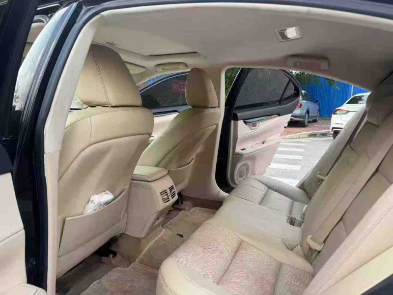 南宁15年雷克萨斯ES6