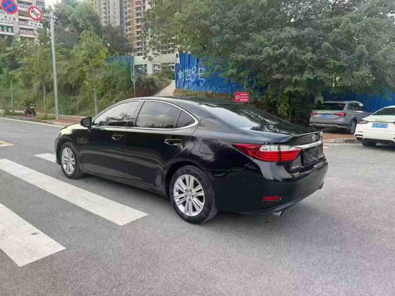 南宁15年雷克萨斯ES8