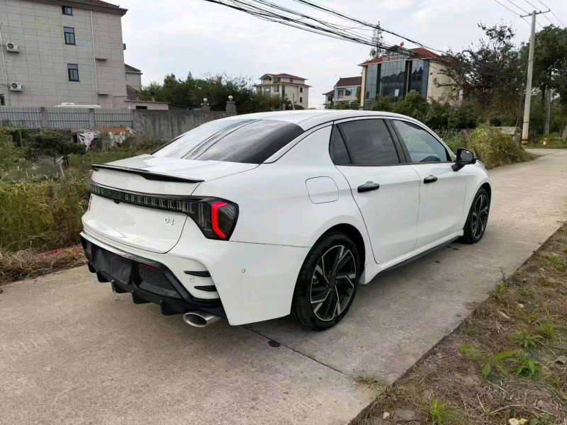 湖州23年领克037