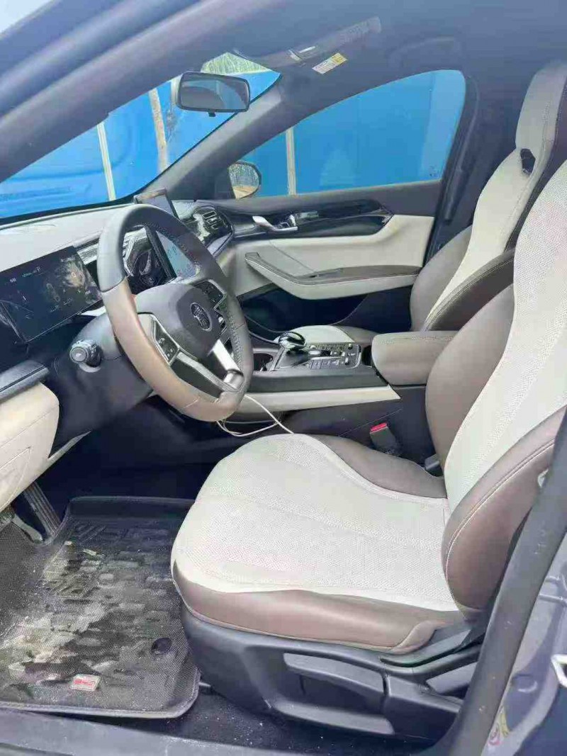 南宁24年比亚迪秦4