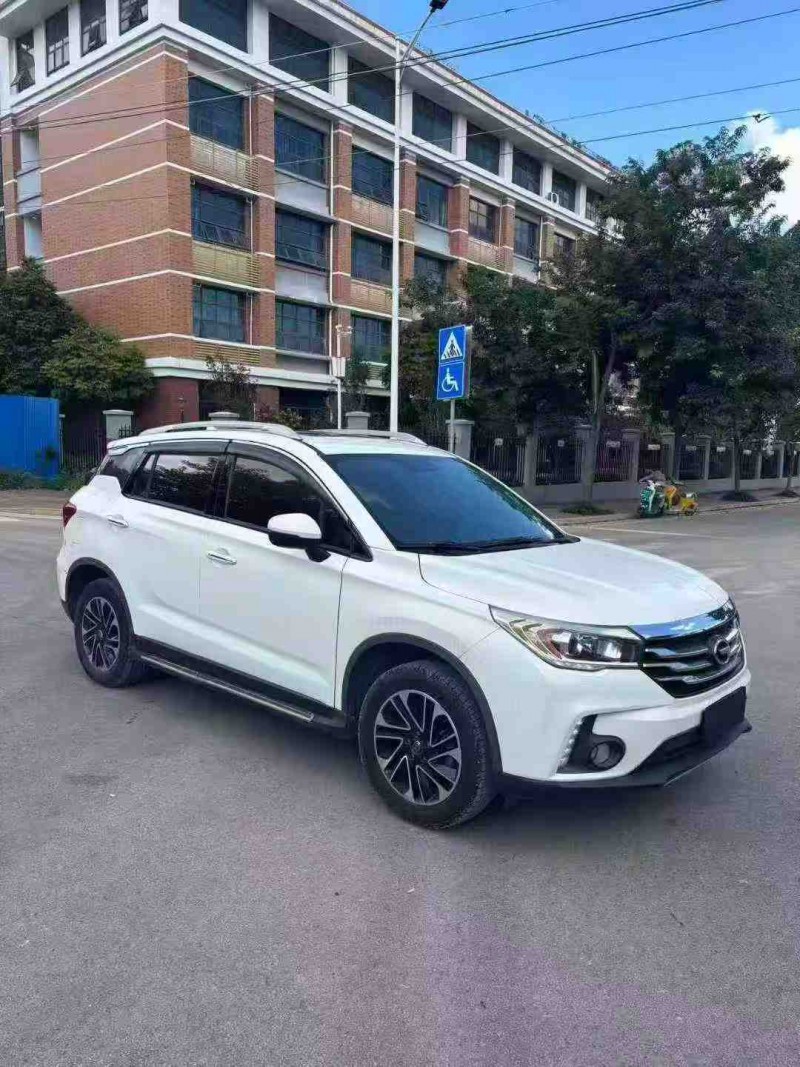 南宁17年传祺GS43