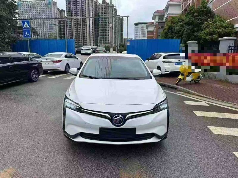 南宁23年别克微蓝1