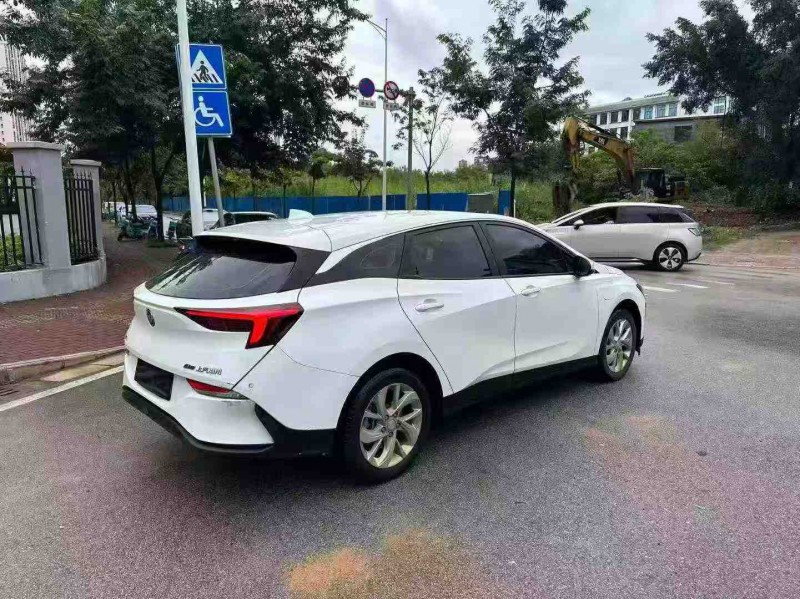 南宁23年别克微蓝7