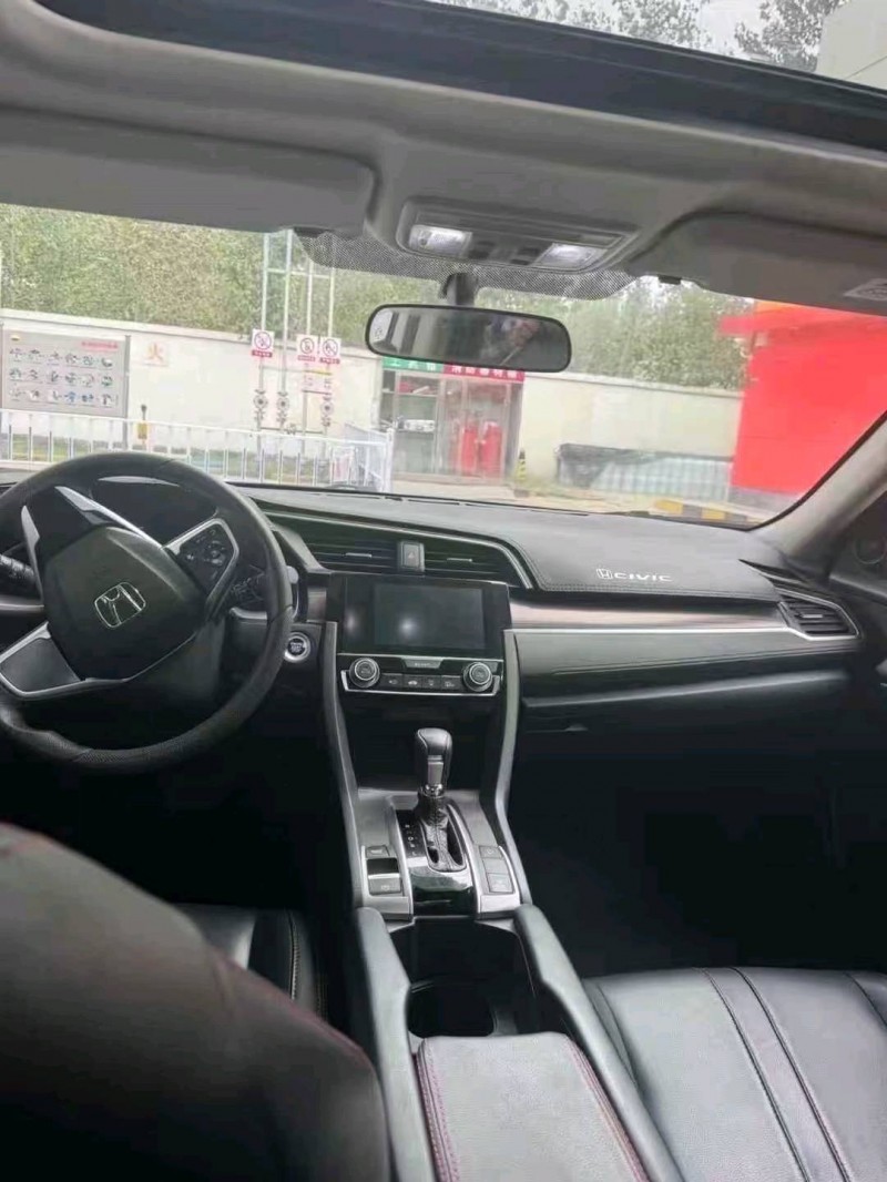 合肥19年本田思域5