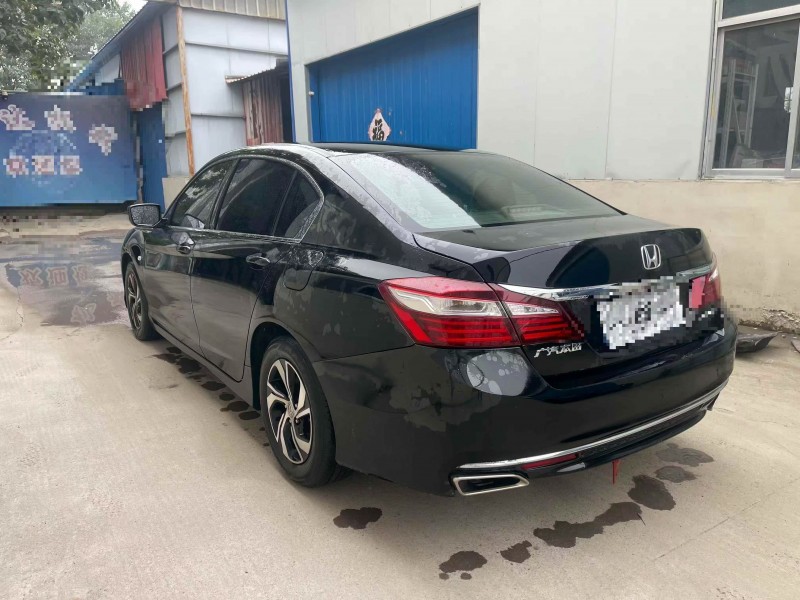 潍坊17年本田雅阁7