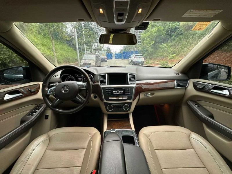 南宁15年奔驰迈巴赫GLE5