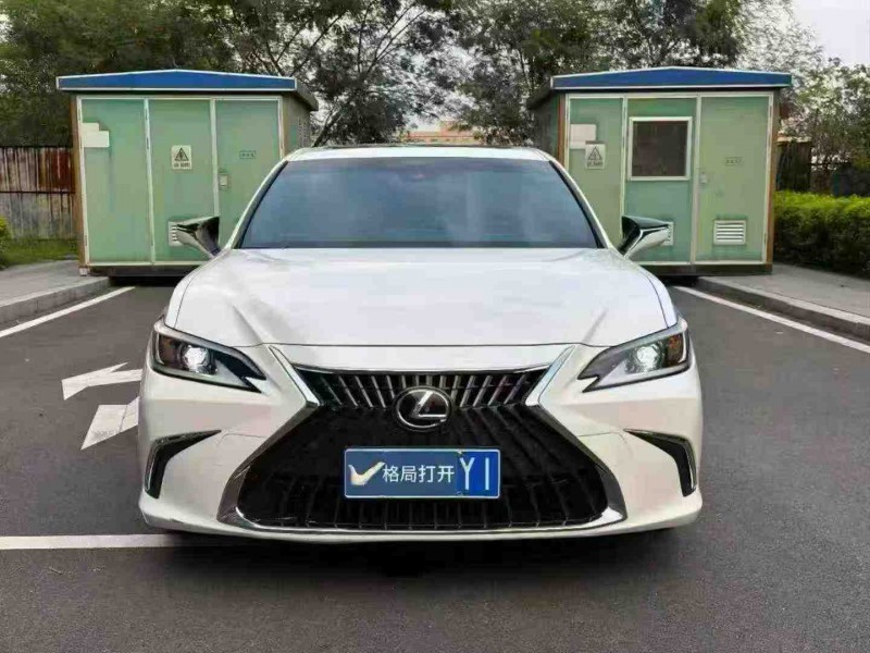 东莞22年雷克萨斯ES1