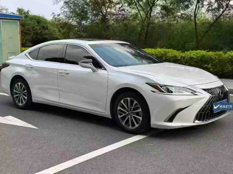 东莞22年雷克萨斯ES2