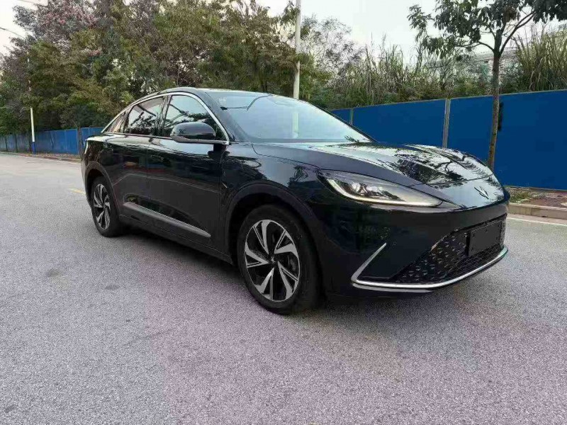 南宁23年极狐汽车阿尔法2