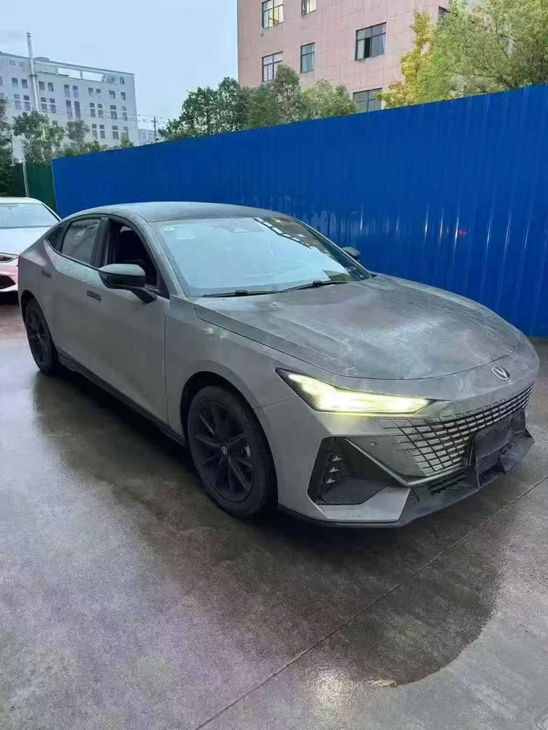 嘉兴23年长安汽车UNI2