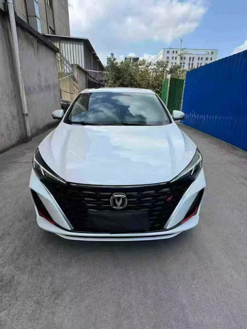 杭州24年长安汽车逸动1