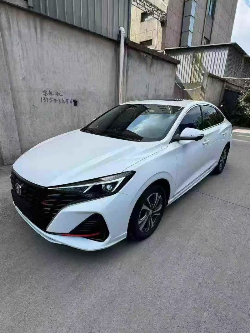 杭州24年长安汽车逸动2