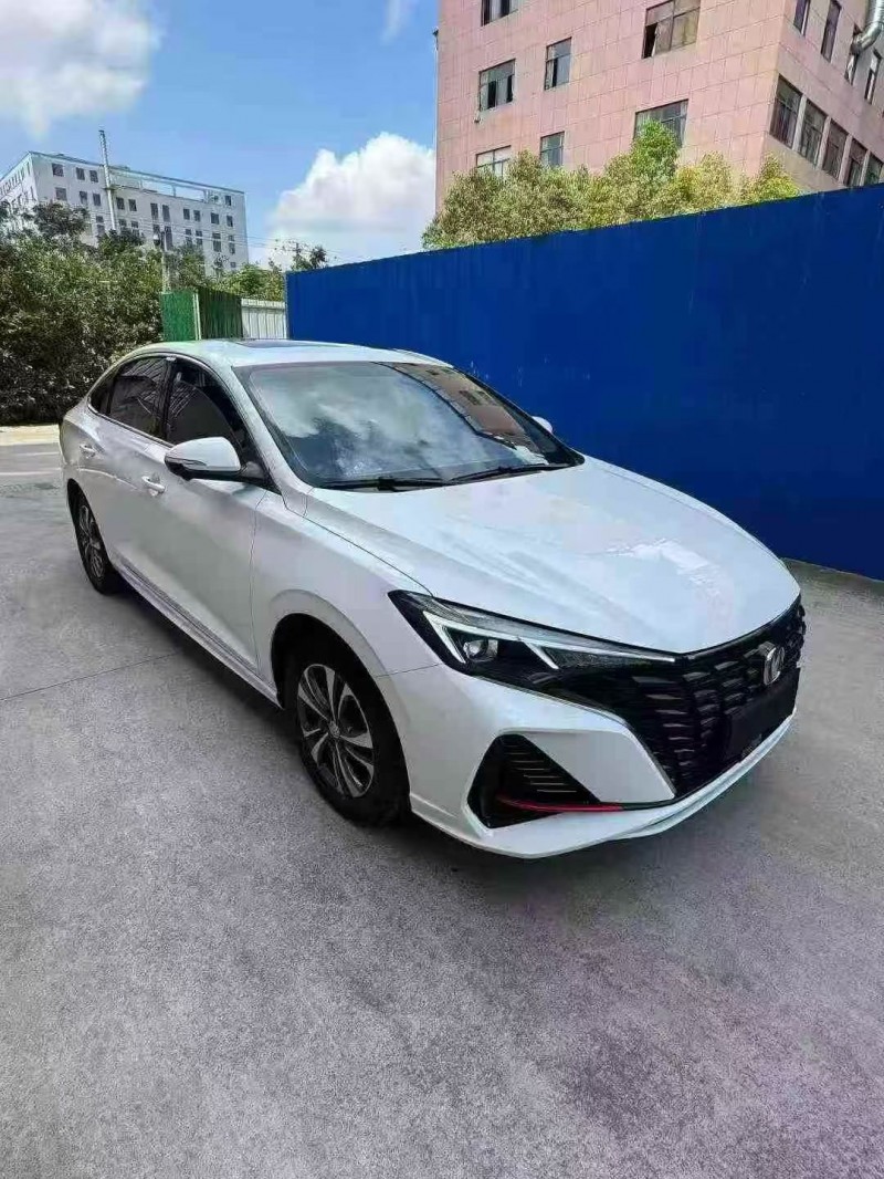 杭州24年长安汽车逸动3