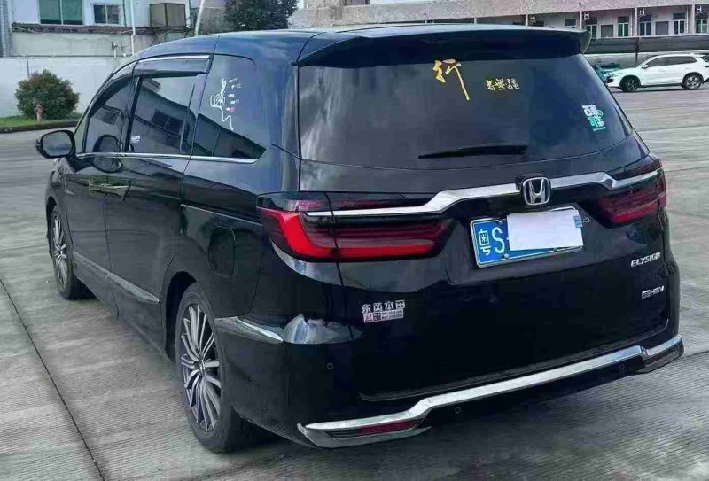 广州24年本田艾力绅8